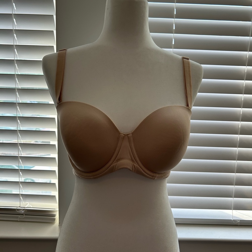Wacoal Red Carpet Full figure underwire strapless bra